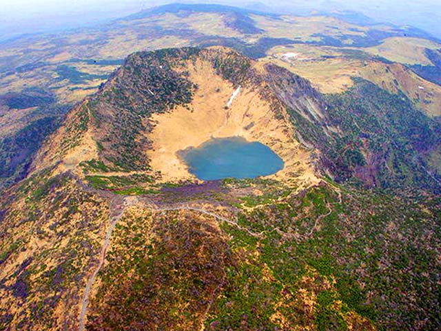 优秀奖《火山□》韩国军浦 白鹤基.jpg