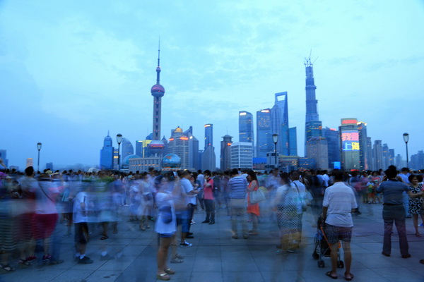 优秀奖 顾卫锋 梦幻外滩.jpg