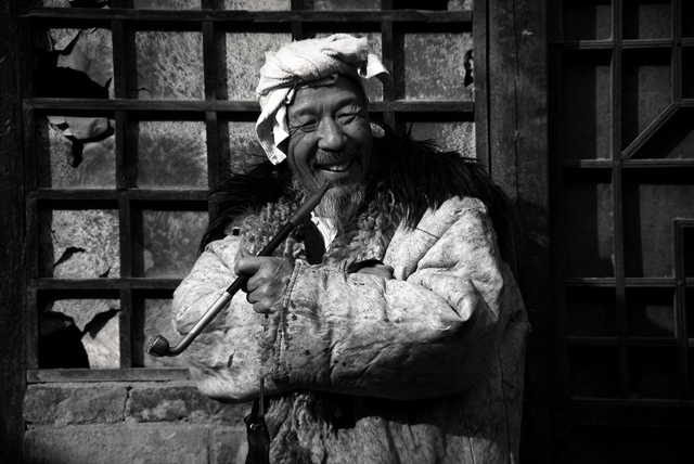 朱剑豪 《岁月痕迹》 中国上海.jpg